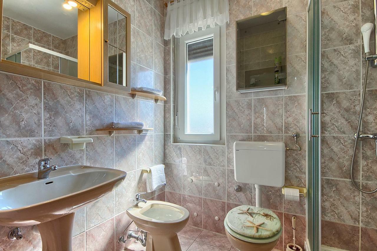Apartment Cinzia Pula Exteriér fotografie