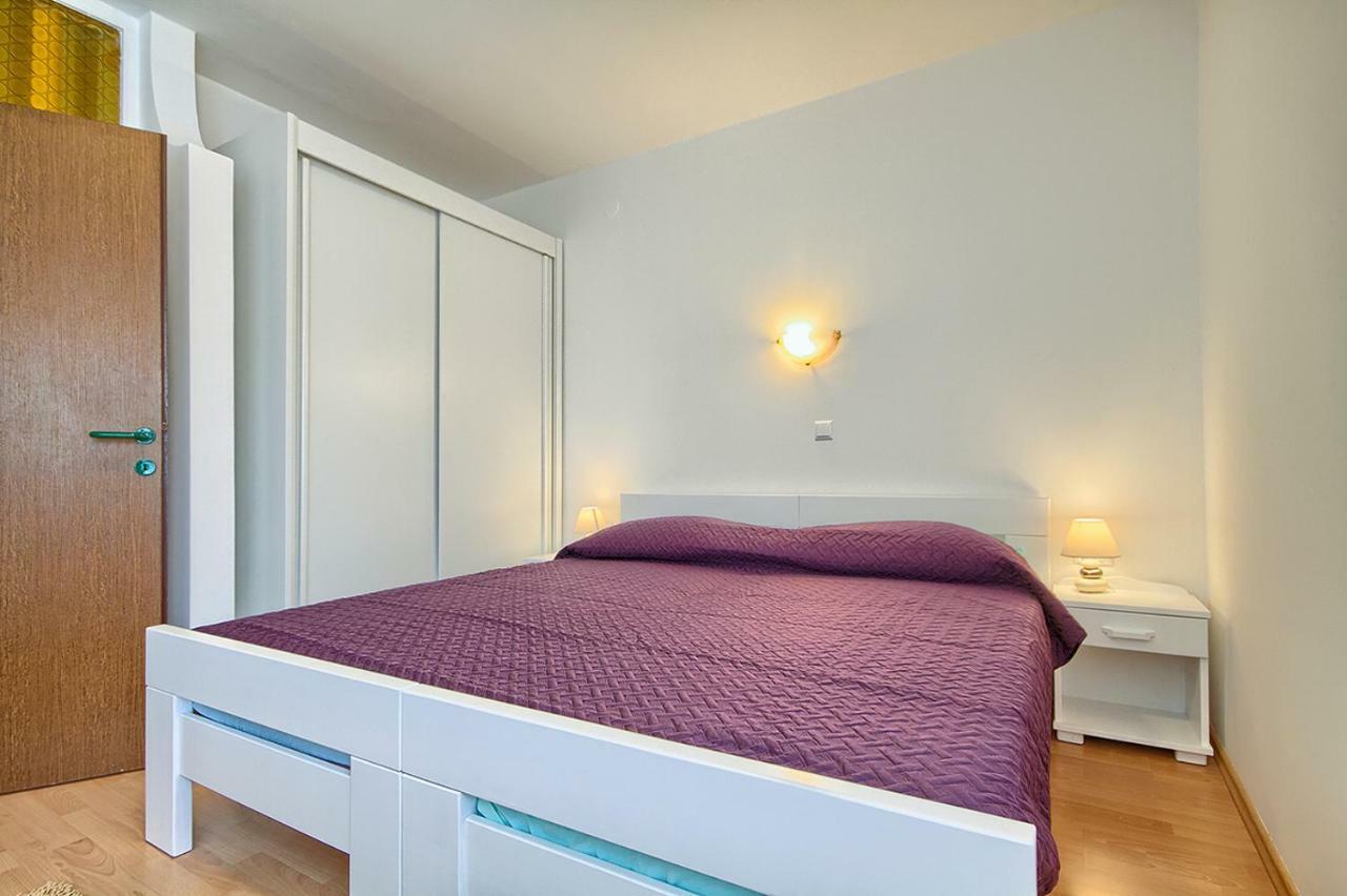Apartment Cinzia Pula Exteriér fotografie
